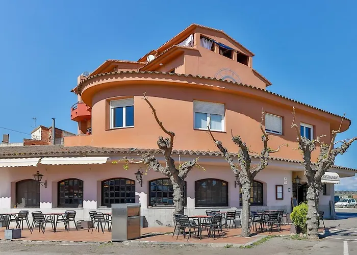 Hostel Alberana *