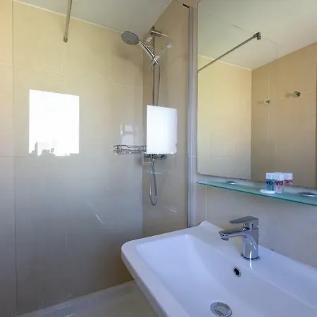 אכסניה Alberana Verges